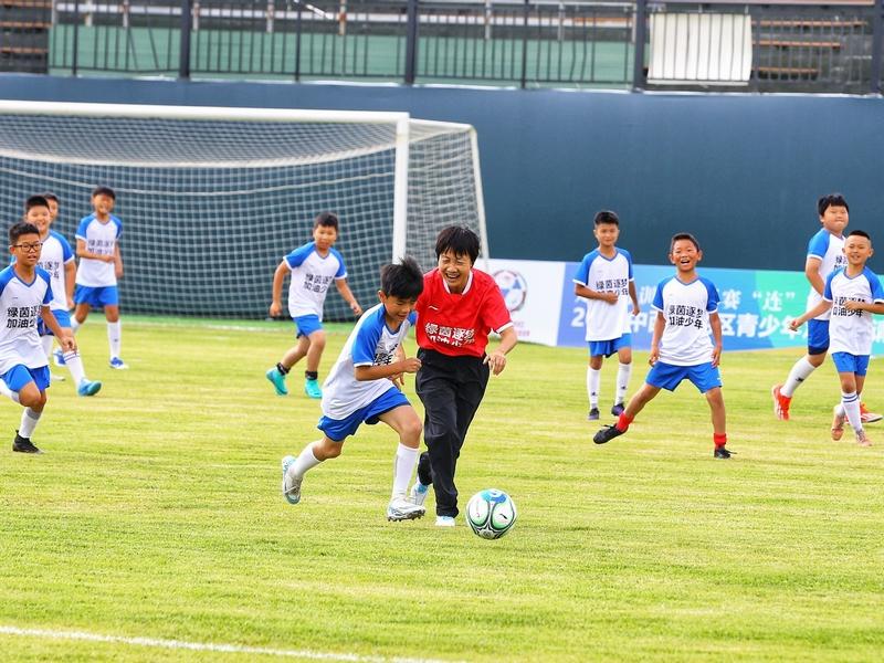 元素深度结, 余名青少年, 来自山西省