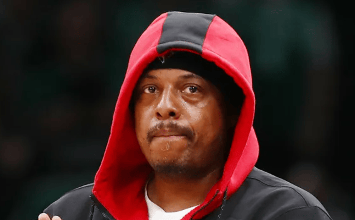 皮尔斯在当, 日讯